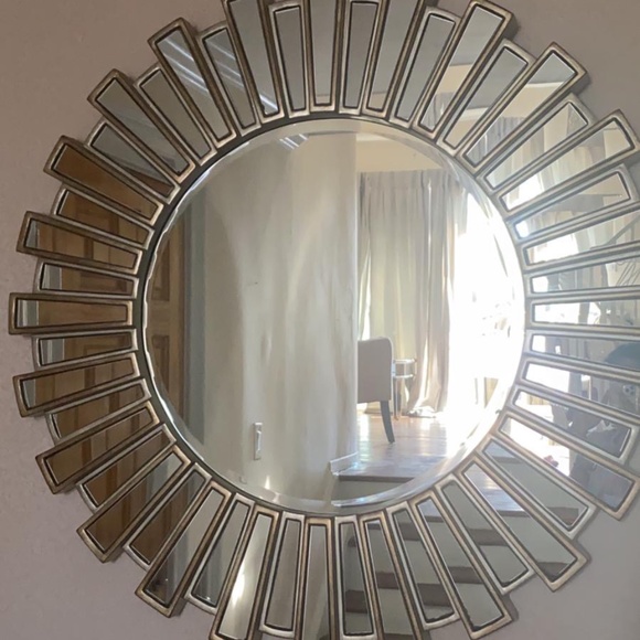 Decorative Glass Mirror - Picture 1 of 1